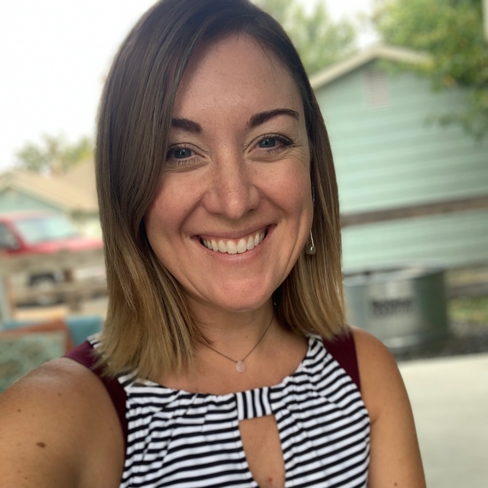 Meet your Posher, Lauren